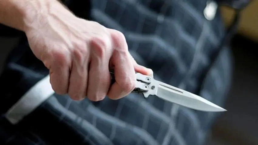 Adana'da kan donduran olay: 16 yaşındaki kız, uykudaki annesini bıçaklayarak öldürdü! haberinin görseli
