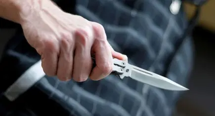 Adana'da kan donduran olay: 16 yaşındaki kız, uykudaki annesini bıçaklayarak öldürdü!