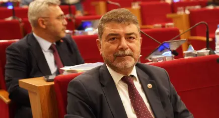 AK Parti Grup Sözcüsü Atmaca’dan üst geçit ihalesine tepki: AVM’nin bu işten çok karlı çıkacağı aşikar