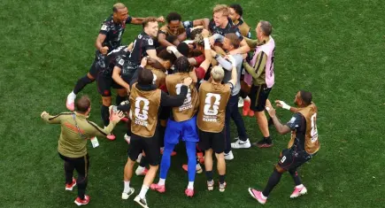 Dünya Kupası'nda Kanada 90+2'de çeyrek finale uçtu