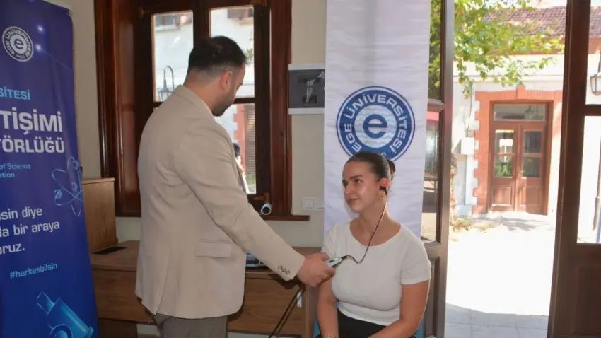 İşitme sağlığında dijital devrim Ege Üniversitesi’nde masaya yatırıldı haberinin görseli