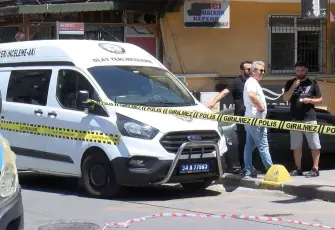 Kurye kılığında iş yerine girdi, husumetlisine kurşun yağdırdı 