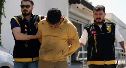 Mekandan atılınca kurşun yağdırdı: Adana'da polisi vuran maganda tutuklandı!