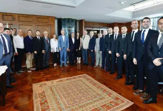 Otomotiv sektörünün devleri İZTO’da bir araya geldi