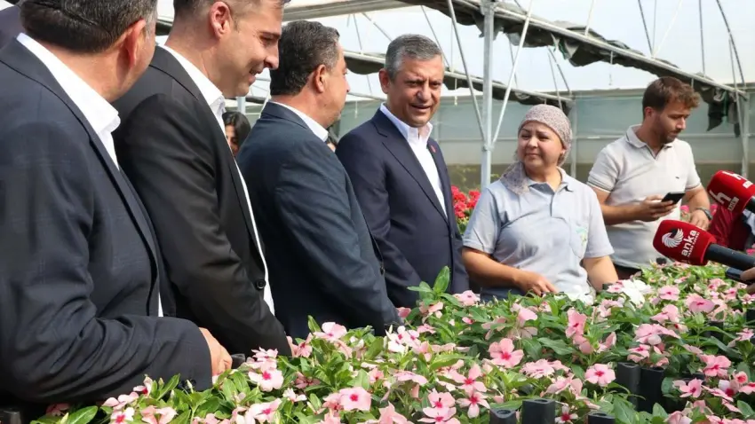 Özel’den kooperatifçilik vurgusu: Kocaoğlu ve Soyer’i andı haberinin görseli