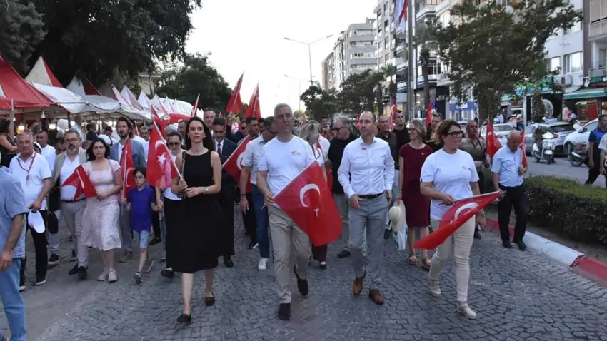 Türkiye’nin en uzun soluklu festivalinde coşkulu başlangıç: Bergama kermesi 90. kez "Start" aldı haberinin görseli