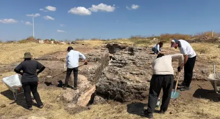 Atatürk’ün ziyaret ettiği 2 bin yıllık Roma hamamı gün yüzüne çıktı