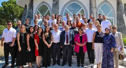 Buca’da Başkan Vekili Benzer’den müdürlerle toplantı