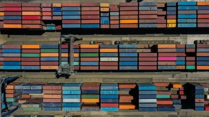 Dış ticaret açığında mayısta düşüş yaşandı haberinin görseli