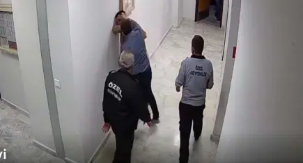 Eskişehir'de hastanede peş peşe skandallar: Müdür açığa alındı, güvenlik görevlisi hakkında da inceleme