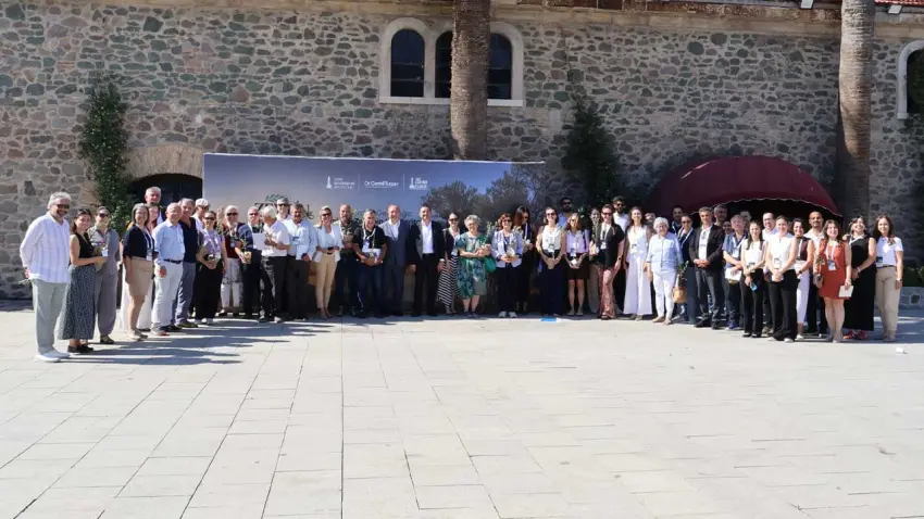 İzmir’in zeytin vizyonu ortak akılla şekilleniyor haberinin görseli