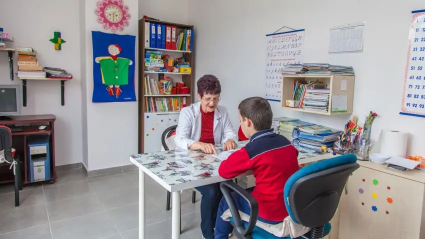 Özel eğitimde kamera yasağı kalktı! haberinin görseli