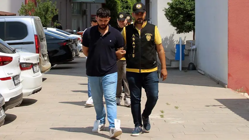 Adana’da ‘sahte hoca’ şebekesine darbe: Büyü ve muska vaadiyle dolandıran şebekeye operasyon haberinin görseli