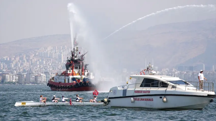 İzmir’de Denizcilik ve Kabotaj Bayramı coşkuyla kutlandı haberinin görseli