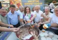 Karşıyaka’da aşure bereketi 3 binden fazla vatandaşla paylaşıldı