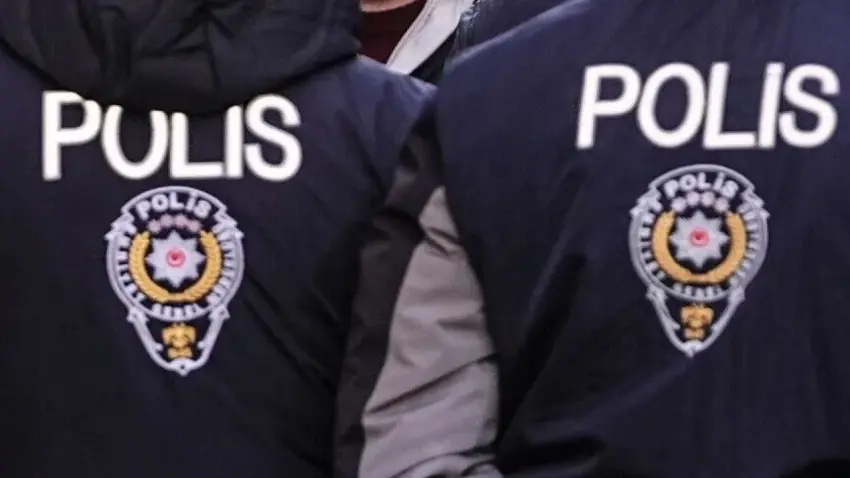 Yılın ilk 6 ayında 31 ülkeden 197 suçlu Türkiye’ye iade edildi haberinin görseli