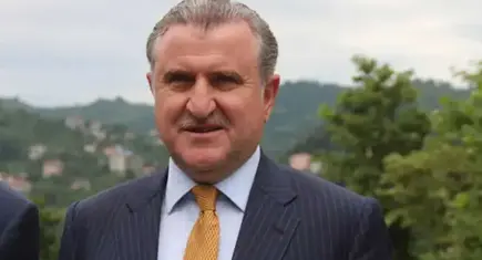 Bakan Bak’tan Milli tenisçi Zeynep Sönmez’e destek