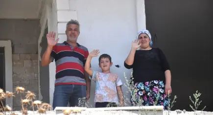 Bakan Kurum'a Ödemişli Muzaffer'den çay daveti