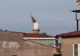 Manisa’da fırtına dehşeti: Çatılar uçtu, cami minaresinin külahı devrildi!