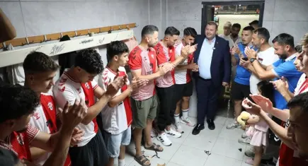 1957 Menderes Spor Kulübü 10 golle şampiyonluğu taçlandırdı