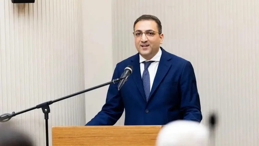 Balçova Belediye Başkanı Onur Yiğit görevden uzaklaştırıldı! haberinin görseli