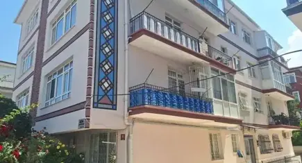 Cezaevinden izinli çıktı, emekli polis babasını bıçakladı