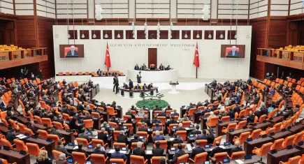 En düşük emekli aylığının artırılmasına yönelik teklif Meclis’e sunuldu
