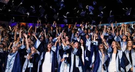 Yaşar Üniversitesi’nde mezuniyet coşkusu