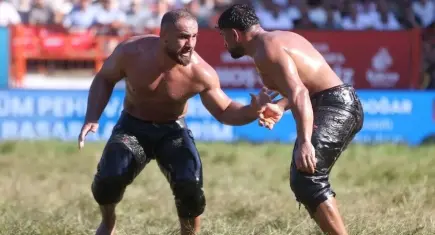 Kırkpınar'da çeyrek finale yükselen başpehlivanlar belli oldu