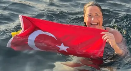 Ocean's Seven yolunda dev adım: Aysu Türkoğlu Tsugaru Kanalı'nı geçti