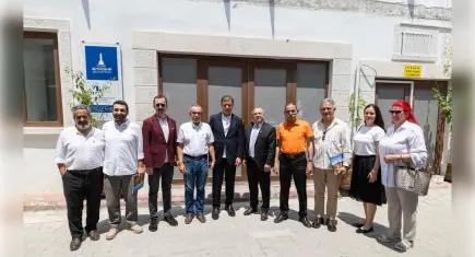 Başkan Tugay Kemeraltı esnafıyla buluştu