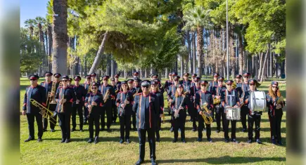 İzmir’in canlı tarihi: 83 yıllık Büyükşehir Bandosu kuşakları buluşturuyor