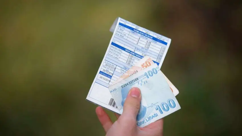 AK Parti’den su zammına sert tepki: İzmirlinin sabrı taştı haberinin görseli