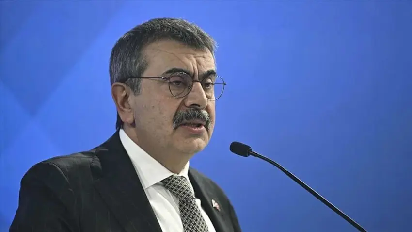 Bakan Tekin'den müfredattaki 'Kurtuluş Savaşı' tartışmalarına yanıt: Neyden kurtuluyoruz? haberinin görseli