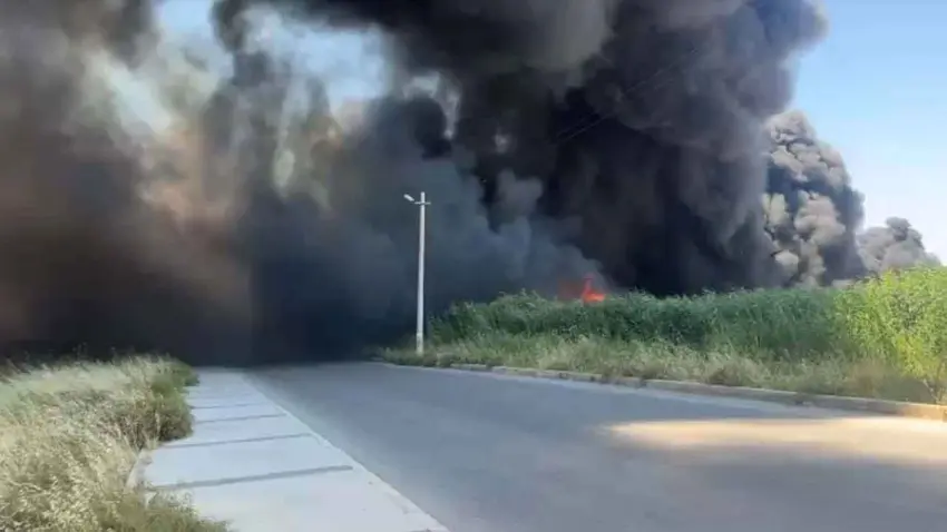 İzmir'de geri dönüşüm tesisinde yangın paniği haberinin görseli