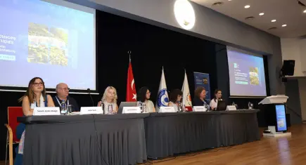 İzmir Ekonomi’de ‘uluslararası’ buluşma