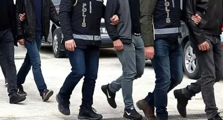 İzmir merkezli 5 ilde sigorta dolandırıcılığı operasyonu: 48 gözaltı