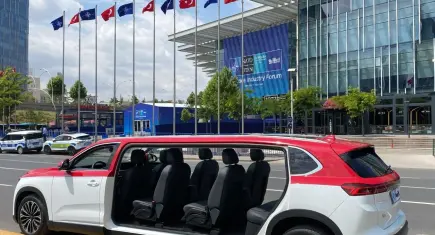 Türkiye'nin ilk Togg limuzinleri Nato Zirvesi için sahaya indi