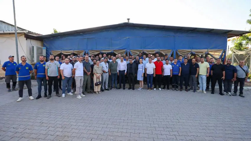 Başkan Vekili Benzer, mesaiye Park Bahçeler şantiyesinde başladı haberinin görseli