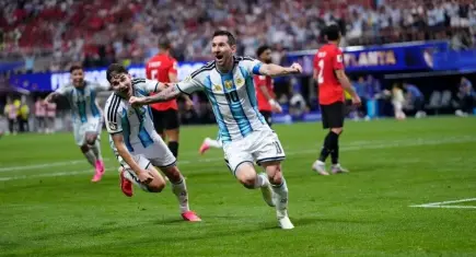 Dünya Kupası'nda tarihi geri dönüş: Arjantin 2-0'dan döndü, Mısır'ı eledi