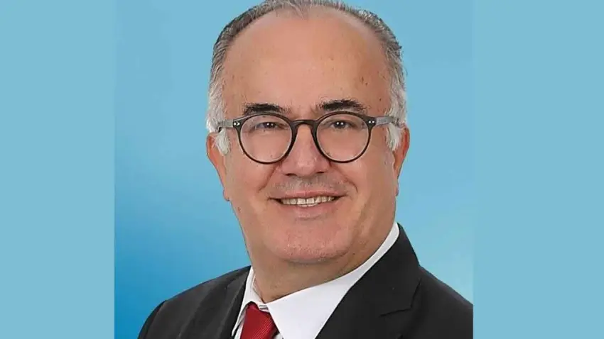 Güzelbahçe Belediye Meclis Üyesi Çağlayan Bilgen CHP'den istifa etti haberinin görseli