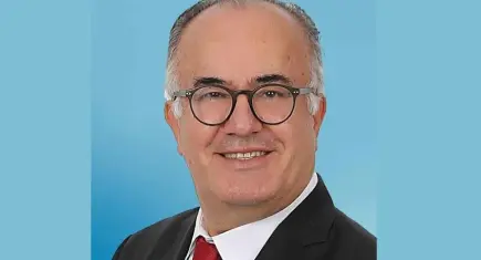 Güzelbahçe Belediye Meclis Üyesi Çağlayan Bilgen CHP'den istifa etti