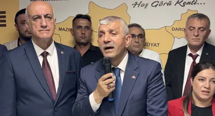İzmir'de Mardinliler Federasyonu üyesi 278 kişi MHP'ye katıldı
