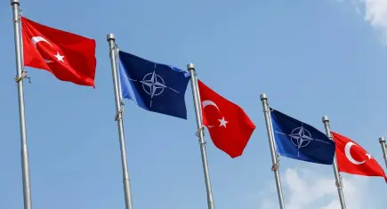 Kadınlardan NATO tepkisi: Küresel bir savaş aygıtı