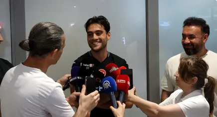 Trabzonspor'un yeni yıldızı Aral Şimşir Trabzon'da: 5 yıldır beni istiyorlardı, seçimim çok kolay oldu