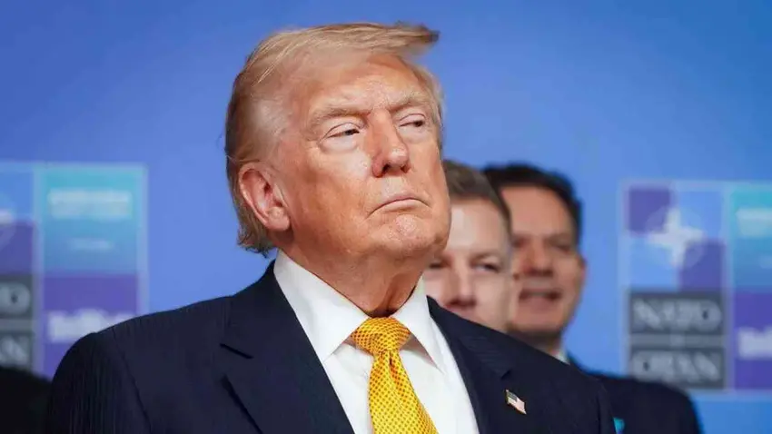 ABD Başkanı Trump: Büyük ihtimalle bu akşam İran'ı çok sert şekilde vuracağız haberinin görseli