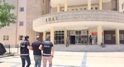 Çiftçi kılığıyla uyuşturucu taşıdı, tutuklandı
