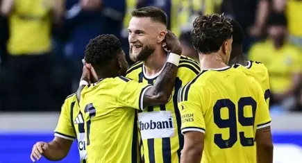 Fenerbahçe yeni sezon öncesi moral depoladı: Hazırlık maçında gol yağmuru