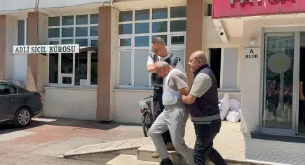 Arazi anlaşmazlığı kanlı bitti: Emekli imam, ağabeyi, yengesi ve yeğenini öldürdü