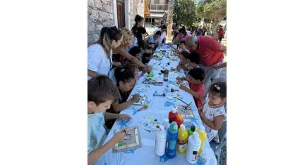 Çeşme’de çocuklar yaz tatilini yaratıcı atölyelerle renklendiriyor